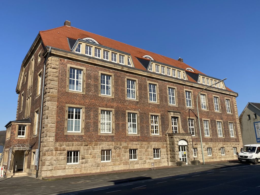 Das Gebäude der PATHFINDER Steuerkanzlei in Arnsberg Hüsten